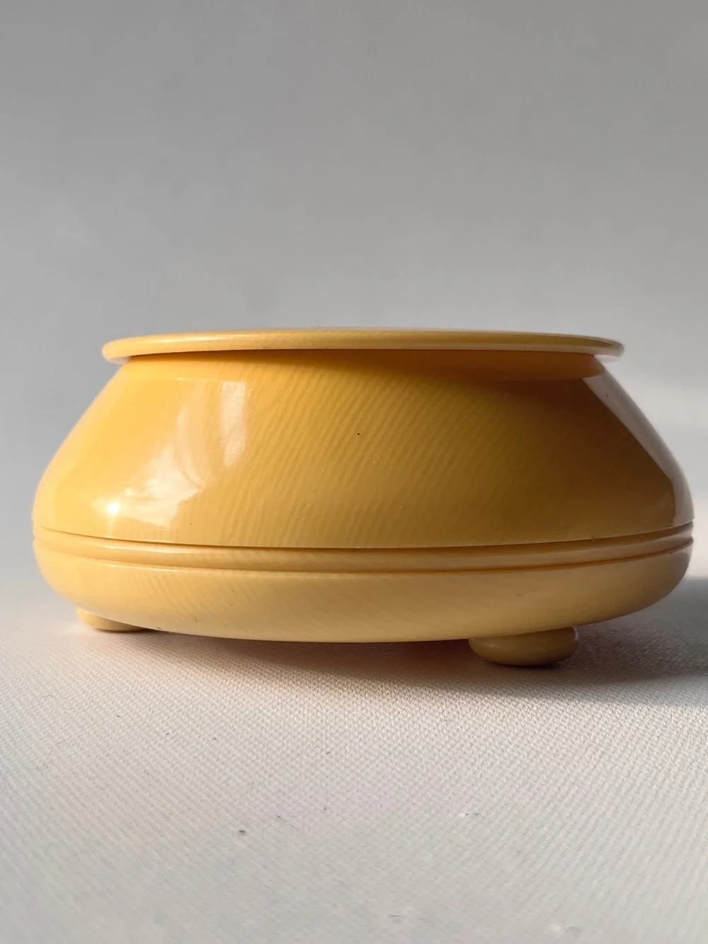 English Vanity Footed Celluloid Powder Box Jar Vintage 1920's